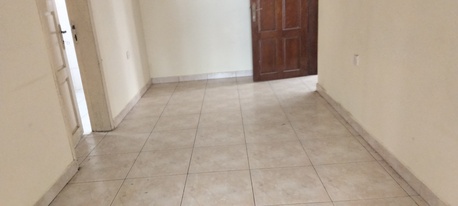 Hoora, Apartments, Flats, Houses & Villas, BHD 160/month,  1 BR,  Semi Furnished 1 Bedroom Specious Flat For Rent In Hoora ( Including Ewa)