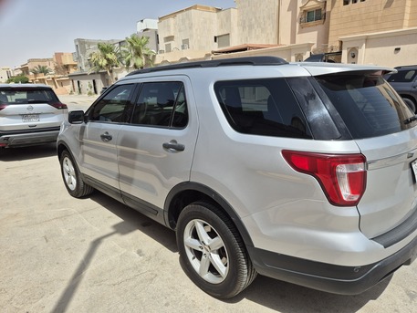 Riyadh, Vehicles, Cars & Trucks , SAR 72000,  Ford Explorer 2018,  2018,  Automatic,  175000 KM,  Ford Explorer 72,000 SAR Model