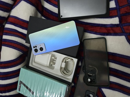 Khobar, Mobile Phones, SAR 850,  Oppo Reno 7 Pro 256gb 12gb Ram Sale Swap