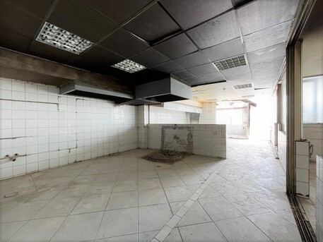 Riffa, Shops, BHD 2500,  548 Sq. Meter,  Commercial Showroom For Rent In Buhair &ndash; Riffa BD.2500/-