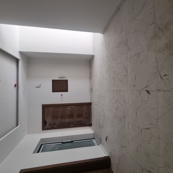 Salmaniya, Apartments/Houses, BHD 300/month,  2 BR,  @2BATHROOM Hall Kitchen With Electricity Car Parking