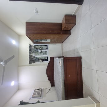 Salmaniya, Apartments/Houses, BHD 220/month,  Studio,  &1BATHROOM  Kitchen With Electricity  Fully Furnished Car Parking