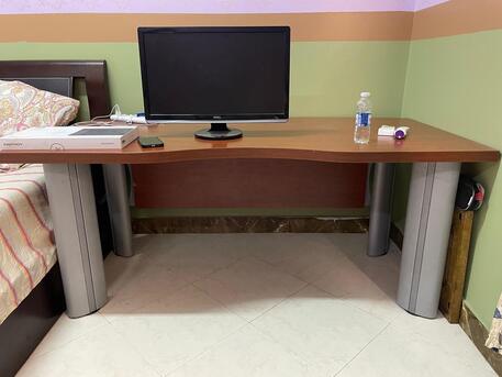 Al Malaz, Household Items, SAR 400,  Study/Office Table