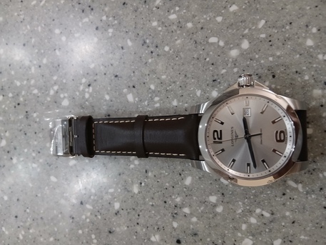 Riyadh, Watches, SAR 3000,  Brand New (Un-used) Longines & Omega Seamaster Watches For Sale