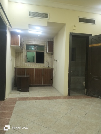 Hoora, Apartments/Houses, BHD 160/month,  1 BR,  50 Sq. Meter,  Semi Furnished Apartment With Ewa Hoora