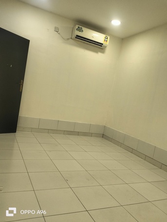 Manama, Apartments/Houses, BHD 210/month,  2 BR,  60 Sq. Meter,  Semi Furnished Apartment With Ewa Goful