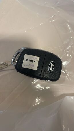 Jeddah, Vehicles, Cars & Trucks , SAR 700,  Hyundai Elantra,  2017,  Automatic,  10000 KM,  Original Car Key Brand New