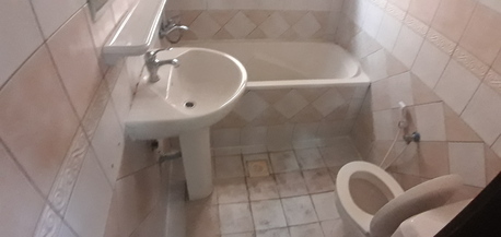 Hoora, Apartments/Houses, BHD 160/month,  Studio,  100 Sq. Meter,  1 Bhk Semi Furnished Flat (with Ewa )available In Hoora Call Aleena