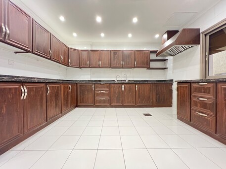 Kuwait City, Apartments/Houses, KWD 1000/month,  4 BR,  Salam - Very Nice 4 Bedrooms Floors