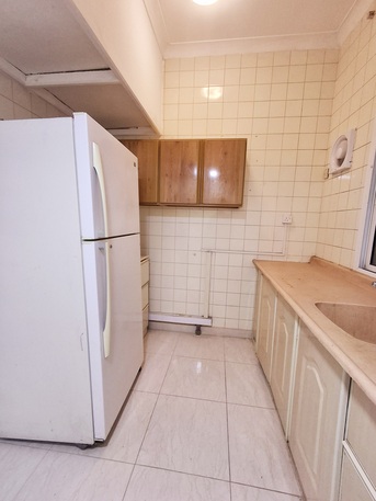 Hoora, Apartments/Houses, BHD 315/month,  Furnished,  2 BR,  Brightful Fully Furnished 2 BHK Family Flat With Unlimited Ewa& Parking @315/BD In Hoora