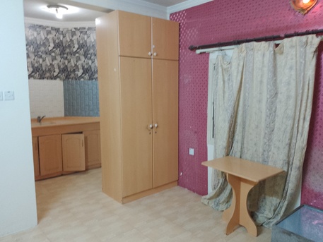 Manama, Apartments, Flats, Houses & Villas, BHD 130/month,  Studio,  20 Sq. Meter,  Studio Flat For Rent With Ewa Nearby Al-Mannaie Studio Gudaibiya