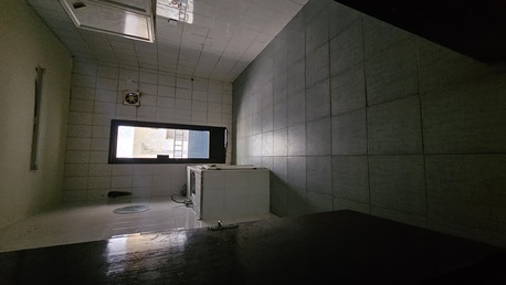 Gudaibiya, Apartments/Houses, BHD 140/month,  2 BR,  2 Bedroom Unfurnished Flat For Rent Without Ewa