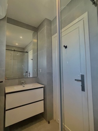 Amman, Apartments/Houses, JOD 8400/year,  Furnished,  1 BR,  Fully Furnished One Bedroom Apartment With Baconly In 5 Circle 00962777688956