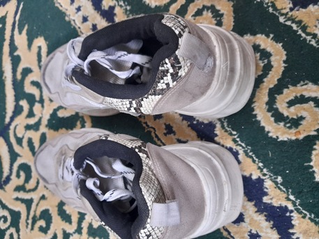 Makkah, Household Items, SAR 70,  Shoes