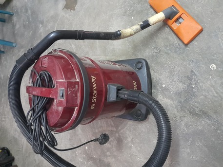 Makkah, Household Items, SAR 100,  Cleaner