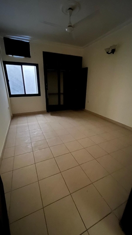 Manama, Apartments/Houses, BHD 190,  2 BR,  2 Bath ,Ewa, Spacious Clean Flat For Rent In Manama@ALL INCLUSIVE, 33112437