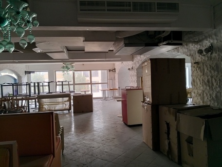 Adliya, Factories, BHD 2000,  Restaurant Spesc For Rent In -(((Adliya )))