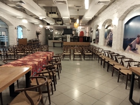 Adliya, Factories, BHD 2000,  Restaurant Spesc For Rent In -(((Adliya )))