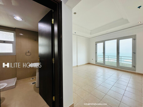 Salmiya, Apartments/Houses, KWD 750/month,  2 BR,  TWO BEDROOM SEA VIEW FLOOR FOR RENT IN SALMIYA