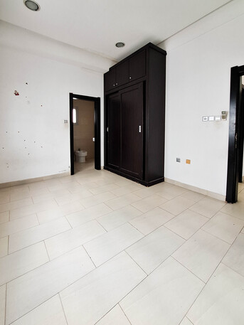 Janabiya, Apartments/Houses, BHD 320/month,  2 BR,  For Rent A Semi-furnished Apartment In Janabiyah Area Close To El Mercado Mall With Ewa