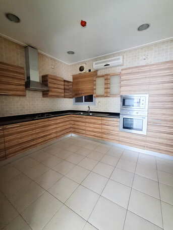 Janabiya, Apartments/Houses, BHD 320/month,  2 BR,  For Rent A Semi-furnished Apartment In Janabiyah Area Close To El Mercado Mall With Ewa