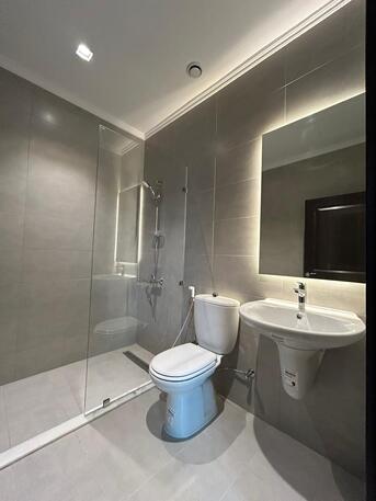 Kuwait City, Apartments/Houses, KWD 1050/year,  3 BR,  For Rent, A Floor In West Mishref, Area 250 Square Meters - 3 Master Rooms - A Maid