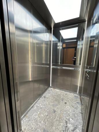 Salmiya, Buildings, KWD 1700,  For Rent A Commercial Floor In Salmiya, Area 140 Square Meters