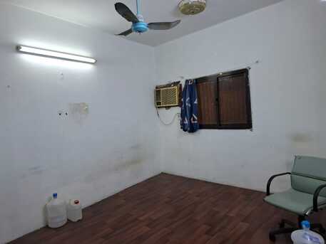 Hara, Rooms Available, SAR 800/month,  Furnished,  Offering 1 Room In Family Building For Bachelor, HARA
