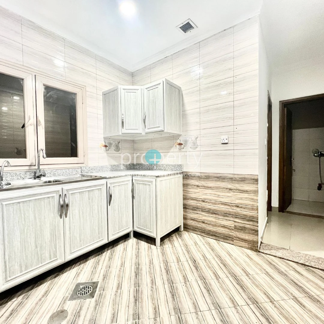 Kuwait City, Apartments/Houses, KWD 1000/month,  4 BR,  4 Bedroom Ground Floor For Rent In Al Siddeeq