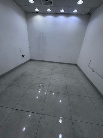 Kuwait City, Shops, KWD 400,  Shops For Rent In Hawalli, Suitable For All Activities, Area 16 Square Meters