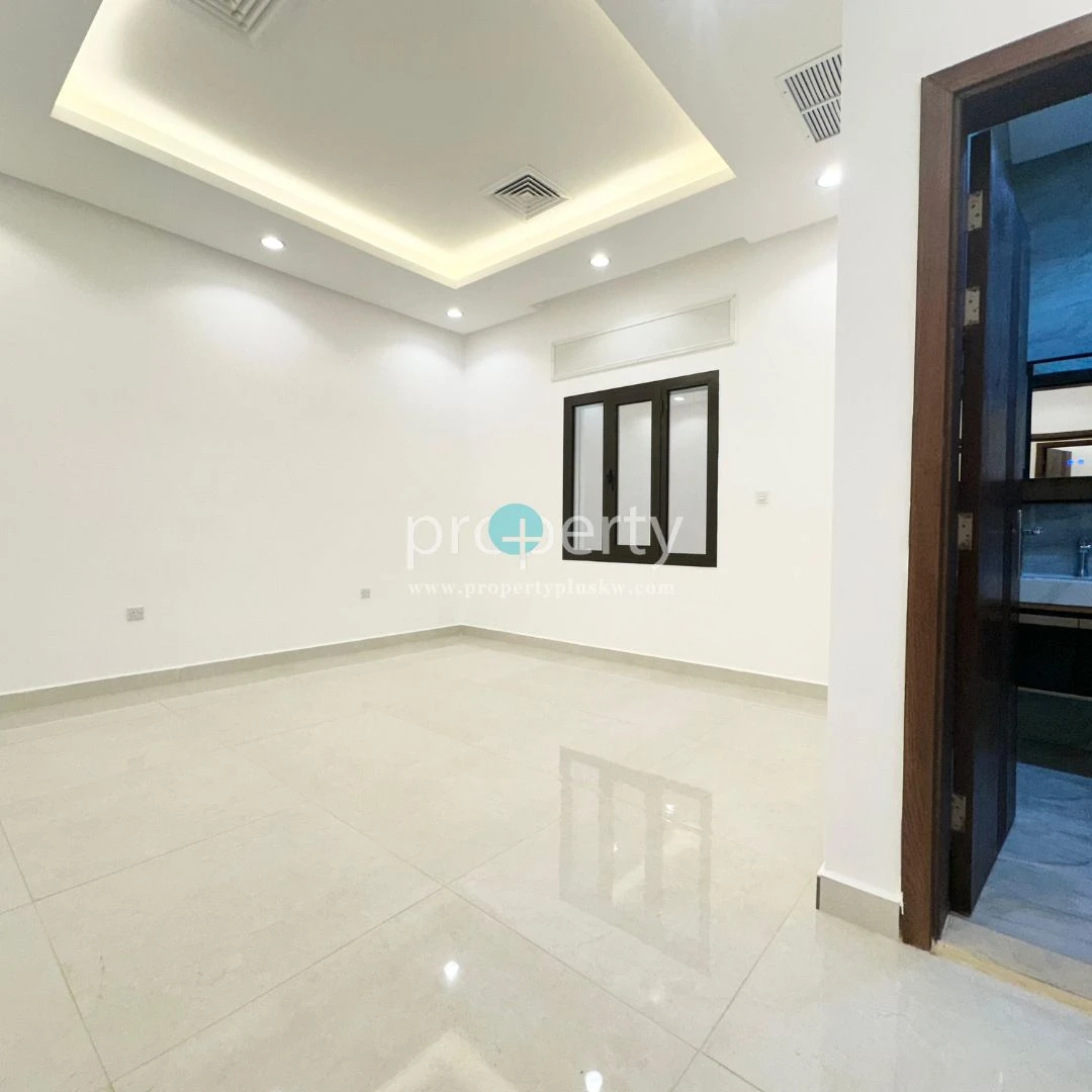 Kuwait City, Apartments/Houses, KWD 1150/month,  4 BR,  Four Master Bedroom Floor For Rent In Mansouriya