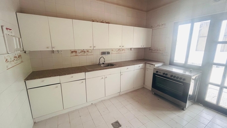 Manama, Villas, BHD 450,  SEMI-FURNISHED 3 BHK COMPOUND  SINGLE STORY VILLA FOR RENT IN NABI SALAH ;SUBEER::38185065