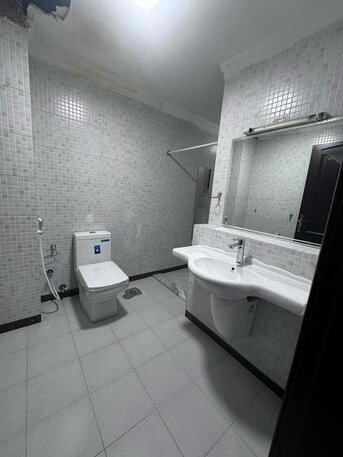 Kuwait City, Apartments/Houses, KWD 650/month,  3 BR,  For Rent In Jabriya, An Apartment With 3 Rooms, 4 Bathrooms, A Balcony, And A Kitchen