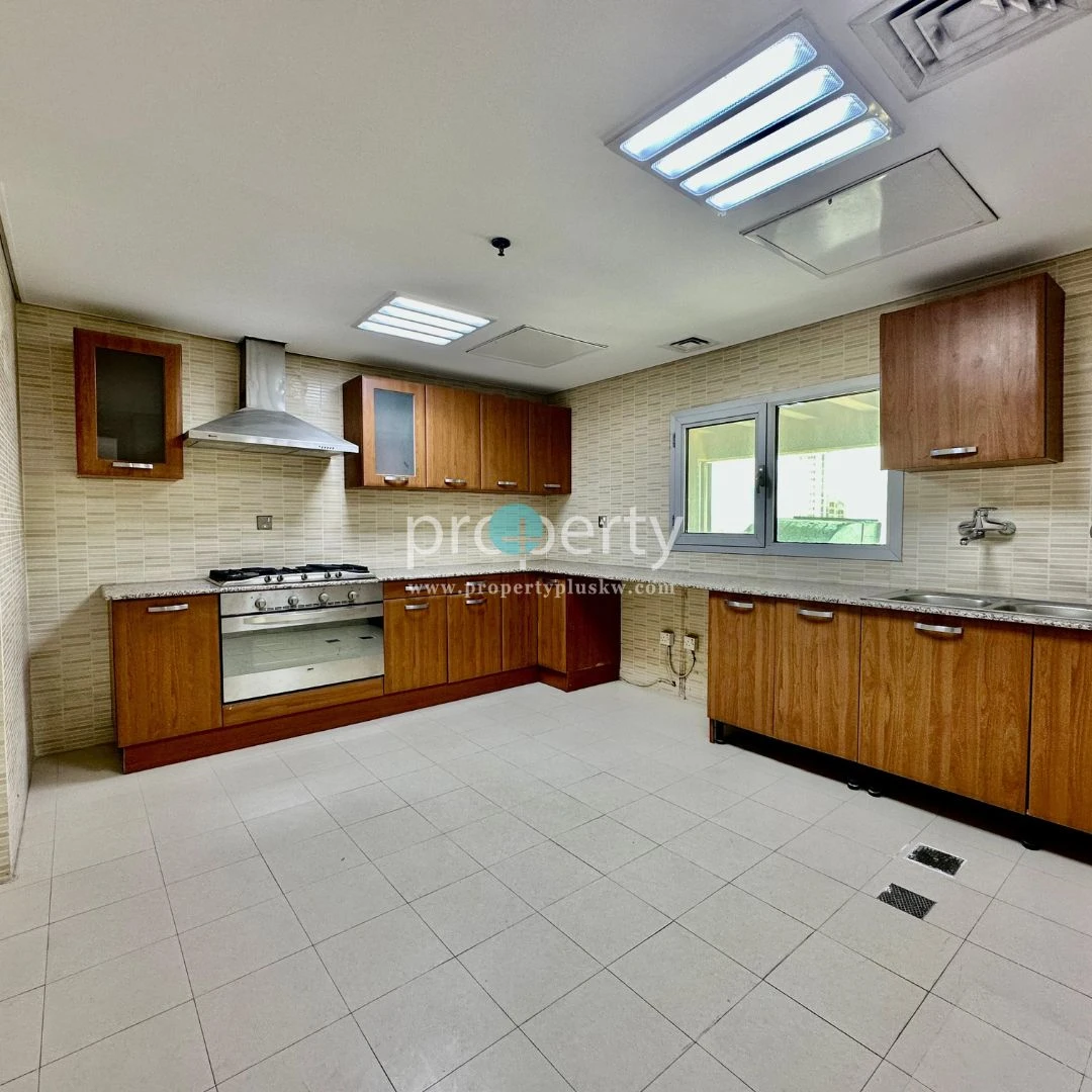 Salmiya, Apartments/Houses, KWD 750/month,  2 BR,  Sea View Two Bedroom Floor For Rent In Salmiya