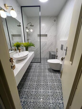 Amman, Apartments/Houses, JOD 13000/year,  Furnished,  2 BR,  Ground Fully Furinshed 2B Apartment With Garden In 4 Circle 00962777688956