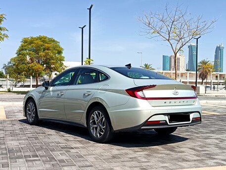Juffair, Vehicles, Cars & Trucks , BHD 6800, HYUNDAI SONATA, 2020, Automatic, 65000 KM, NON ACCIDENT SINGLE OWNER