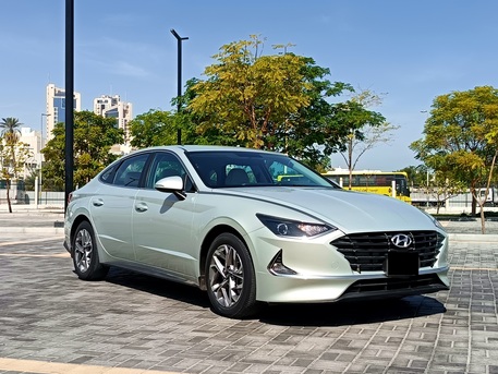 Juffair, Vehicles, Cars & Trucks , BHD 6800, HYUNDAI SONATA, 2020, Automatic, 65000 KM, NON ACCIDENT SINGLE OWNER