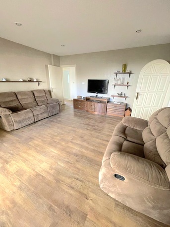 Amman, Apartments/Houses, JOD 8000/year,  3 BR,  Semi Furnished 3B Apart With Baconly In Swefieh 00962777688956