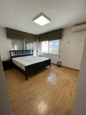 Amman, Apartments/Houses, JOD 8000/year,  3 BR,  Semi Furnished 3B Apart With Baconly In Swefieh 00962777688956