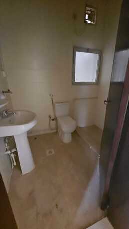 Salmaniya, Apartments/Houses, BHD 350/month,  5 BR,  5 Bedroom Unfurnished Flat For Rent Without Ewa
