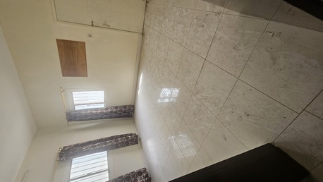 Salmaniya, Apartments/Houses, BHD 350/month,  5 BR,  5  Bedroom Unfurnished Flat For Rent Without Ewa