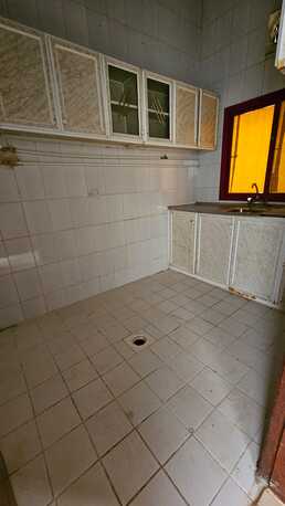 Zinj, Apartments/Houses, BHD 180/month,  2 BR,  2 Bedroom Unfurnished Flat For Rent Without Ewa