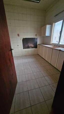 Jidhafs, Apartments/Houses, BHD 120/month,  2 BR,  2 Bedroom Unfurnished Flat For Rent Without Ewa