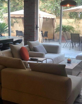 Amman, Apartments/Houses, JOD 11000/year,  Furnished,  2 BR,  Ground Fully Furinshed 2B Apartment With Garden In Shemsani 00962777688956