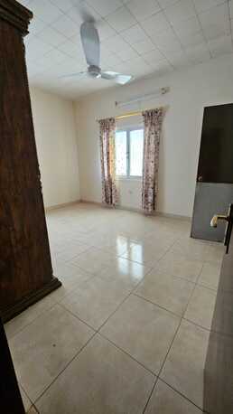 Salmaniya, Apartments/Houses, BHD 280/month,  3 BR,  3 Bedroom Unfurnished Flat For Rent Without Ewa