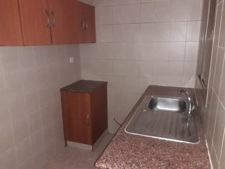 Manama, Apartments/Houses, BHD 150/month,  2 BR,  100 Sq. Meter,  2 Bhk Unfurnished Flat Available In Manama Call Aleena
