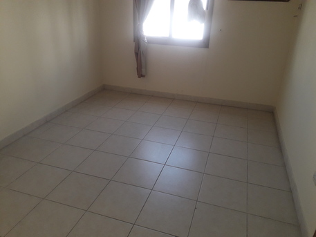 Manama, Apartments/Houses, BHD 160/month,  2 BR,  100 Sq. Meter,  2 Bhk Unfurnished Flat Available In Manama Call Aleena