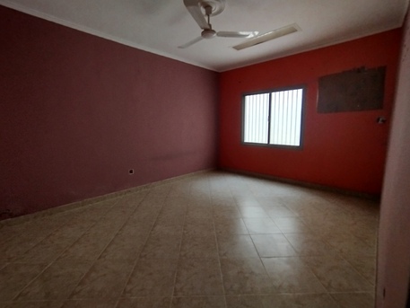 Manama, Buildings, BHD 1200,  Bulding For Rent In. 4  - 3BHK.  Big Flat In -(((UM AL HASSAM )))