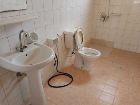 Manama, Apartments/Houses, BHD 160/month,  2 BR,  100 Sq. Meter,  2 Bhk Unfurnished Flat Available In Manama Call Aleena