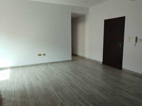 Manama, Apartments/Houses, BHD 280/month,  2 BR,  120 Sq. Meter,  2 Bhk Semi Furnished Flat Available In Sagaya Call Aleena